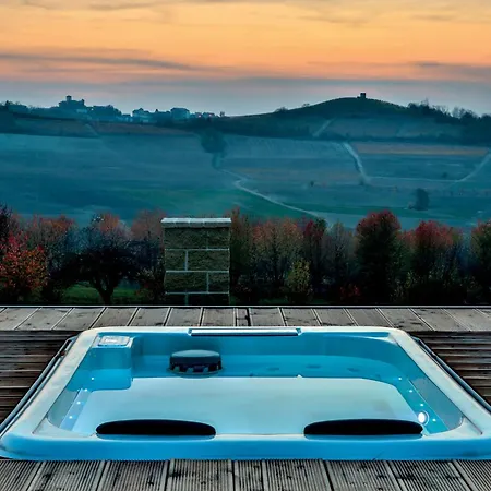 House With Pool Among Monferrato Vineyards Casa de Férias Ottiglio