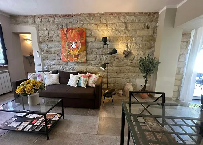 House With Pool Among Monferrato Vineyards * Ottiglio