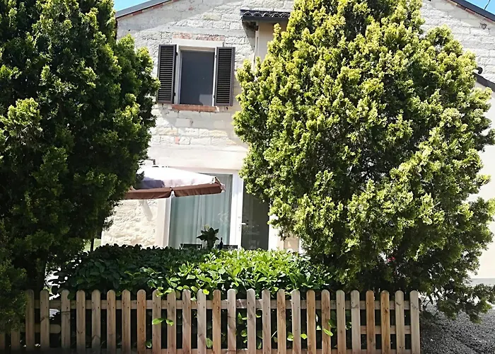 House With Pool Among Monferrato Vineyards * Ottiglio